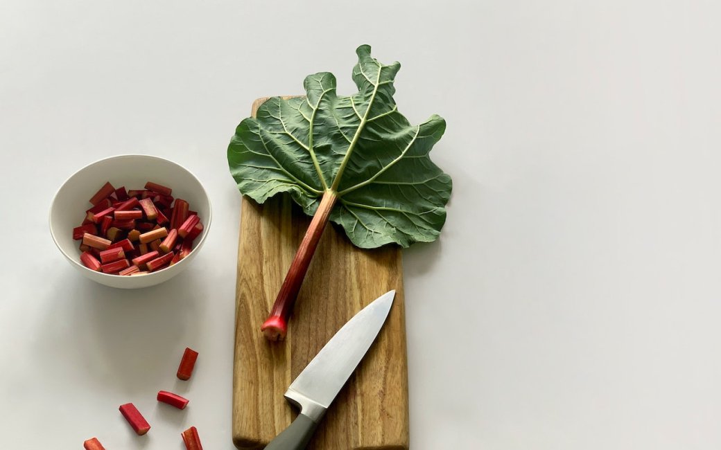 Стебла ревеню