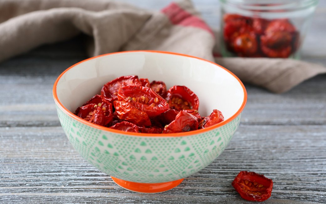 Чипси з помідорів