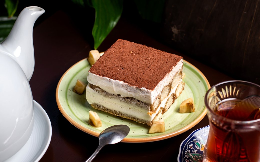 Домашній десерт тирамісу