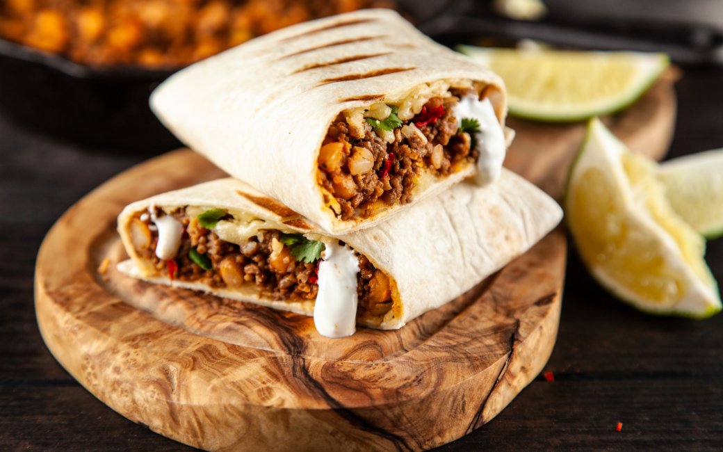 Лаваш з м'ясом