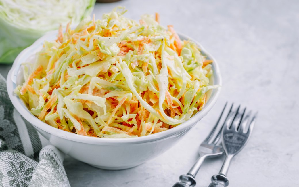 Салат з капустою
