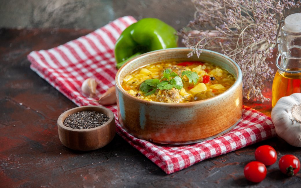 Суп мінестроне