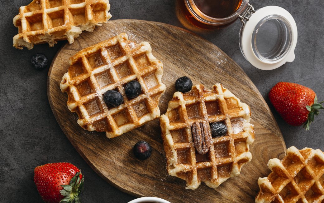 вафлі з ягодами