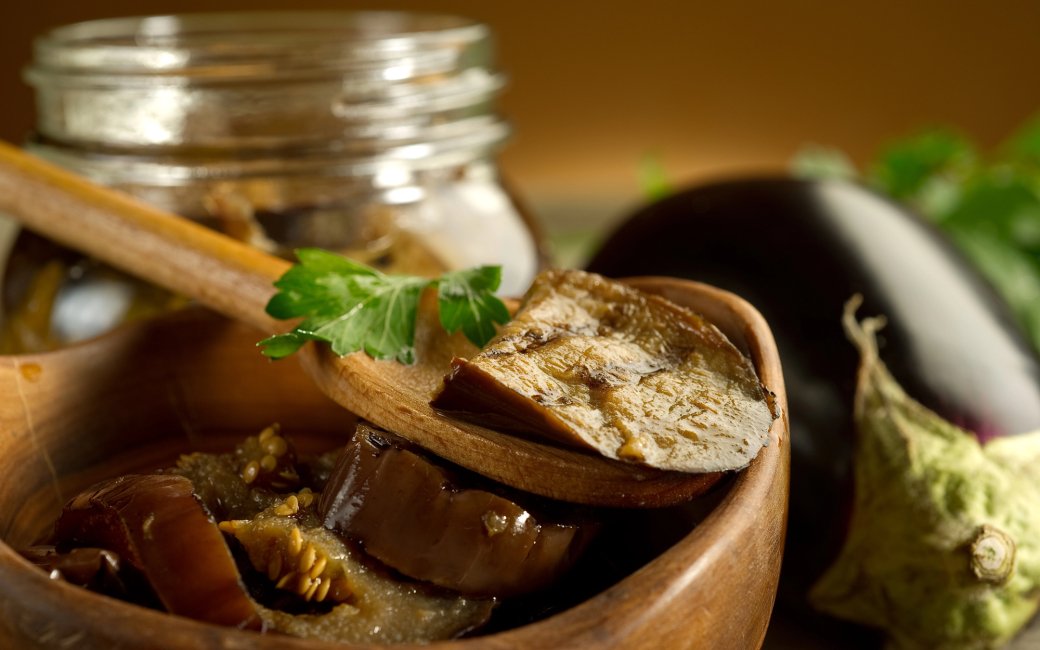 Як закрити баклажани на зиму