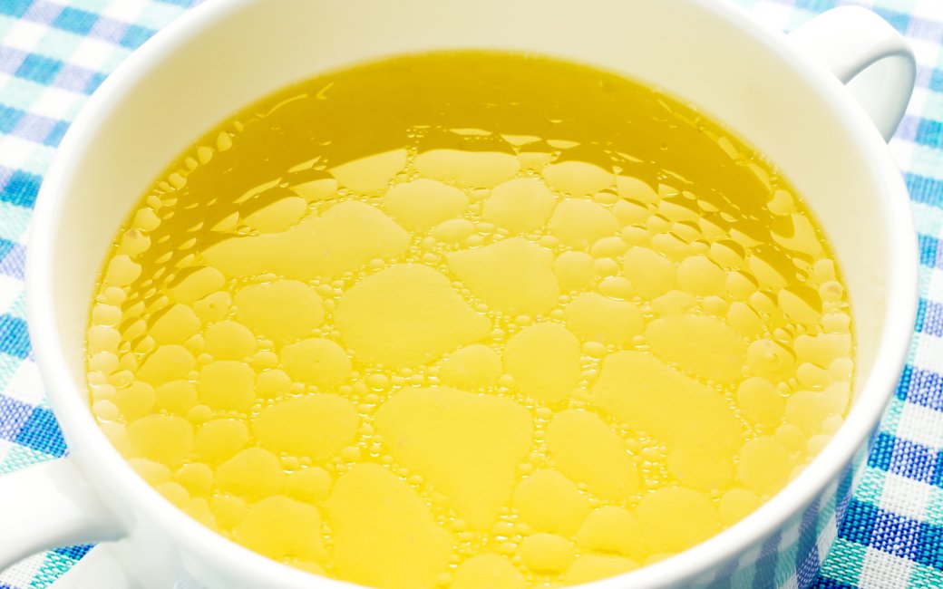 М'ясний бульйон