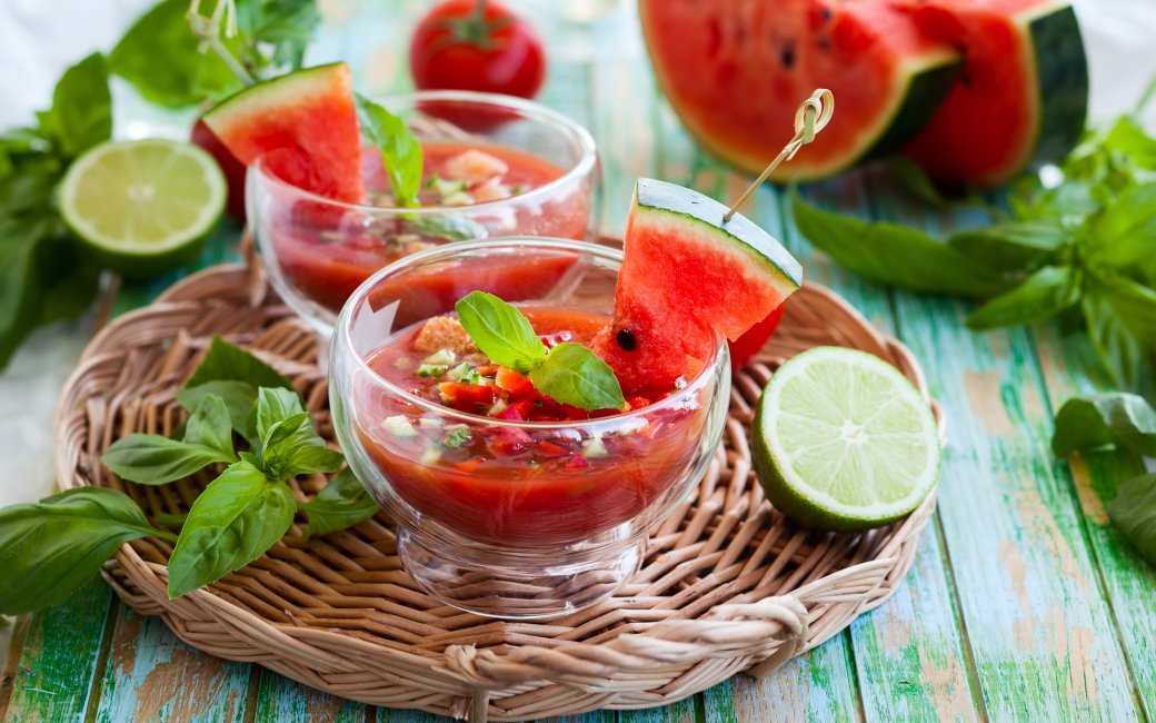 Гаспачо з кавуна і перцю