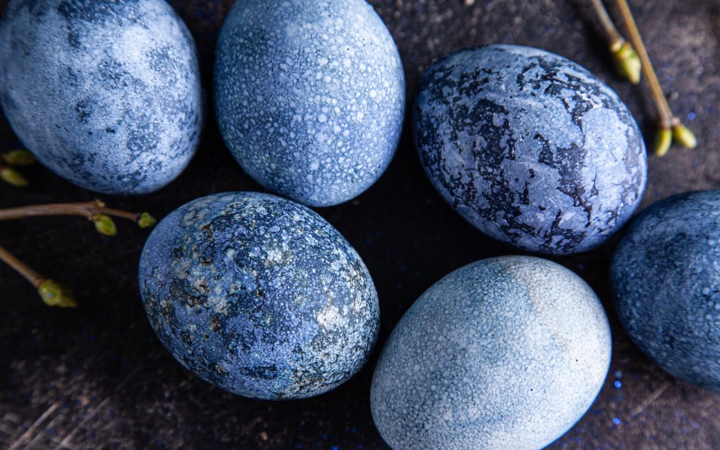 Як зробити сині крашанки