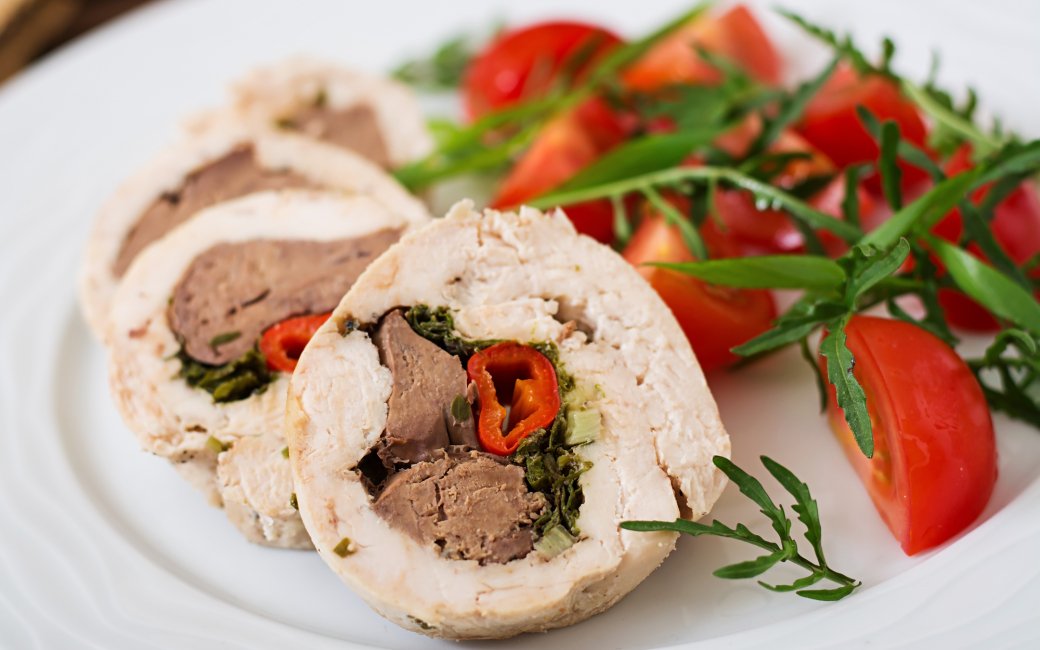 Курячий рулет з печінкою