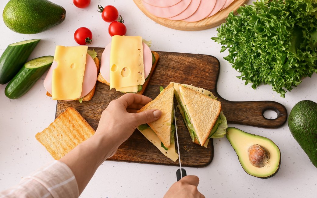 Страви з лікарською ковбасою