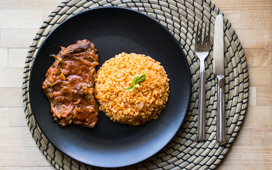 Булгур зі свининою