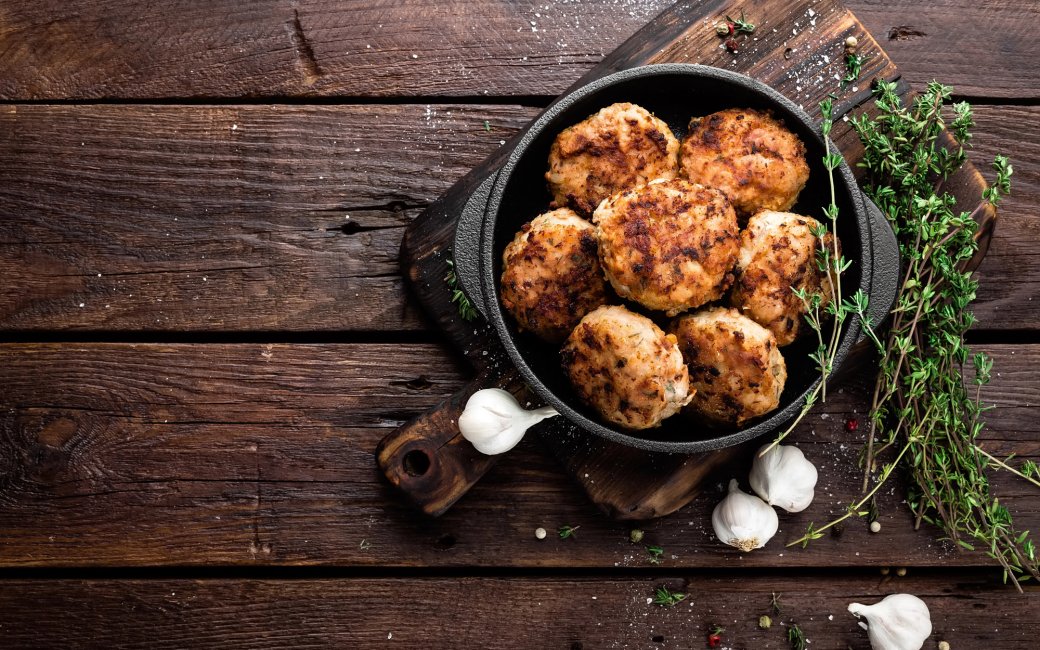 Свинячі котлети