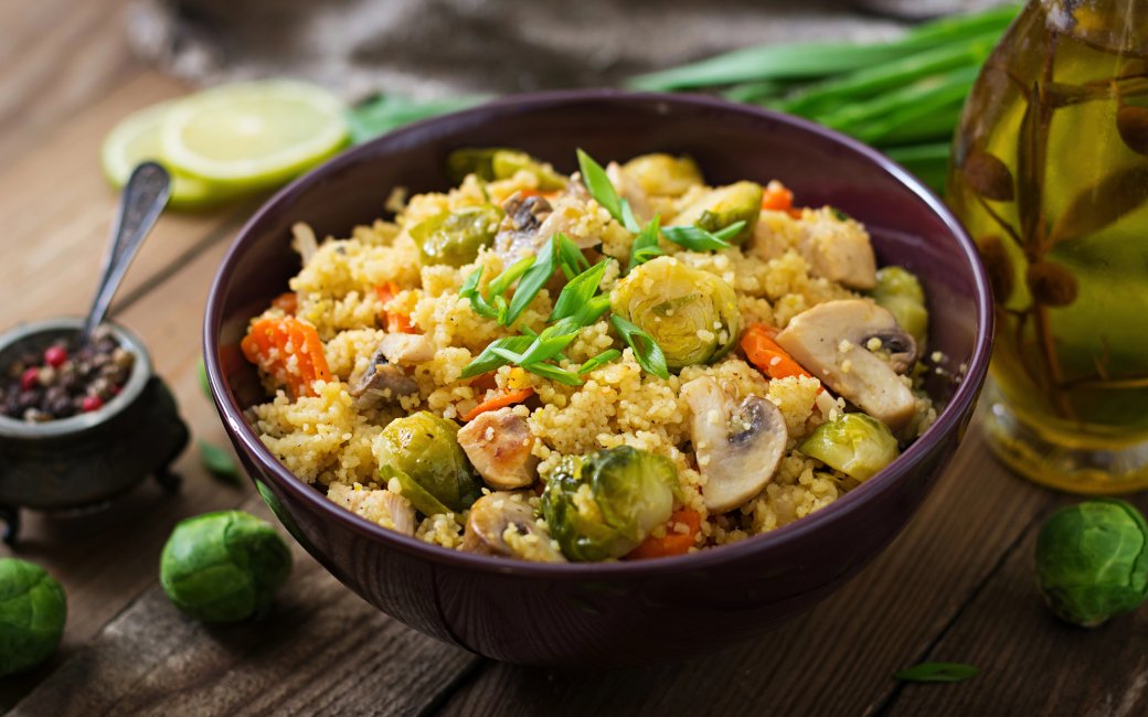 Пшоняна каша з овочами