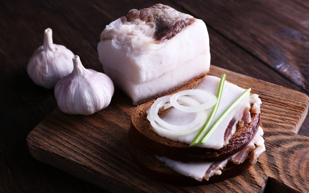 Бутерброди із салом