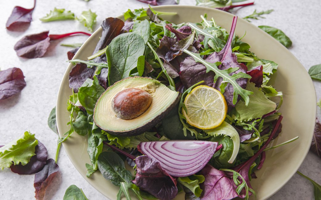 Салат з авокадо