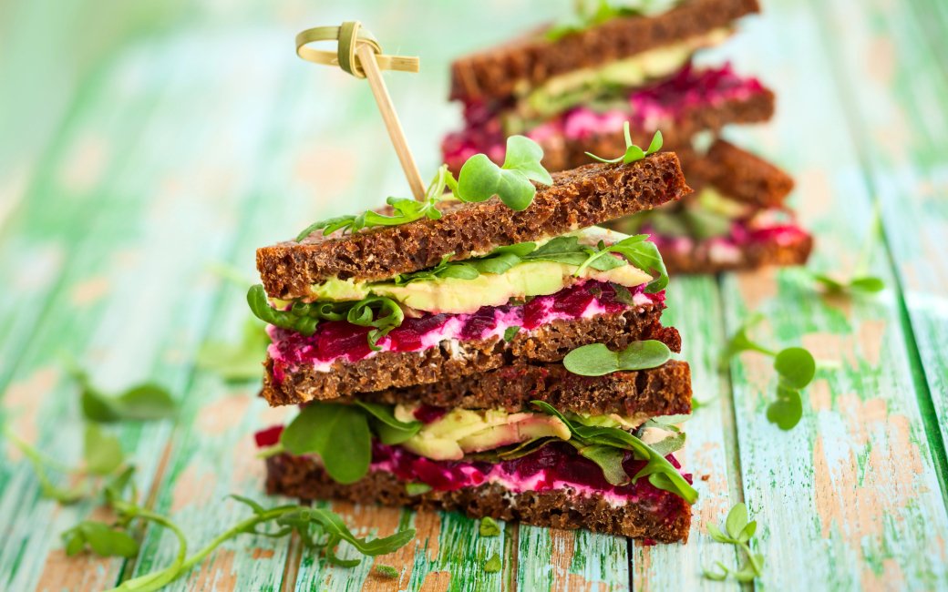 Канапки з буряком