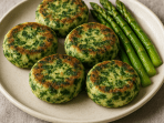 Сирники зі шпинатом і спаржею