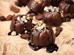 Шоколадні цукерки з хрумкими кульками