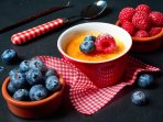 крем-брюле с малиной
