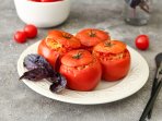 Фаршировані помідори у духовці