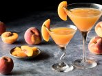 Персиковий коктейль з шампанським