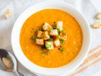 Суп з моркви і імбиру