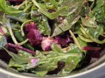 Салат з буряка з пікантною заправкою