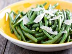 Стручкова квасоля із часником і пармезаном