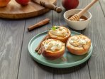 Запеченные персики с творогом