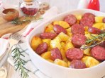 Картопля з мисливськими ковбасками