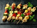 Шашлик з халумі і овочами