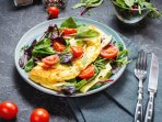 Омлет з помідорами черрі та сиром