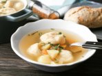Суп з сирними кульками і куркою