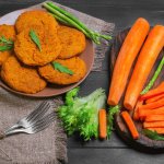 Морквяні котлети з манкою: корисний сніданок