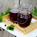 Як закрити компот зі смородини на зиму, щоб зберегти смак ягід