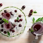 Вишневий сік: простий і смачний рецепт