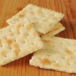 Крекери солоні