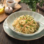 Спагеті аліо е оліо — готуйте цей неаполітанський шедевр негайно