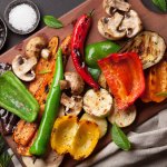 Овочі гриль в духовці — легкий гарнір до м’яса