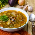 Суп із червоною сочевицею та грибами — легкий зимовий обід