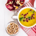 Квасолевий суп з гранатом — веганський рецепт