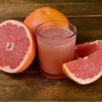 Грейпфрутовий фреш з корицею та яблуком — смачна вітамінізація