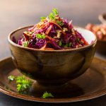 Салат із червоної капусти по-азійськи