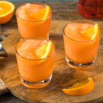 Крижаний цитрусовий слаш — напій і десерт 2 в 1 для спеки
