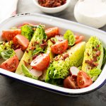 Салат з пекінської капусти та помідорів