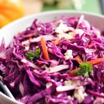 Салат із червоної капусти та хрону — чеський рецепт на українській кухні