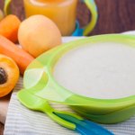 Рисова каша для прикорму дітей у 7 місяців