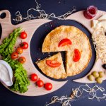 Пиріг-омлет із тунцем у лаваші — німецький рецепт