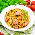 Лінивий бігос з ковбасками — рецепт від шеф-кухаря Юрія Кошика
