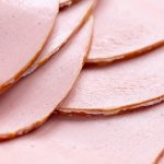 Смачна молочна ковбаса з курятини