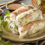 Корисні веганські роли з огірком